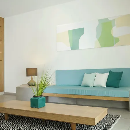 فندق أندرونيكوس 4*