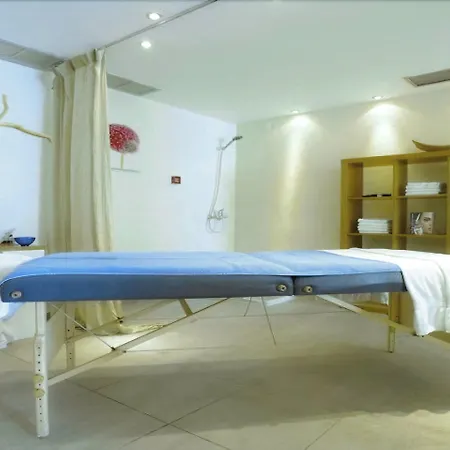 أندرونيكوس