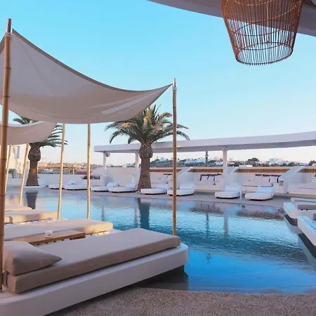 فندق أندرونيكوس